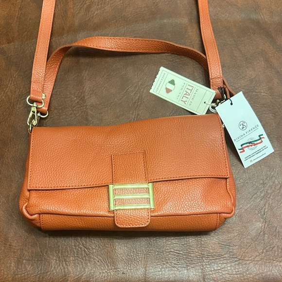 Divina Firenze Handbags - Divina Firenze Genuine Leather Crossbody Bag